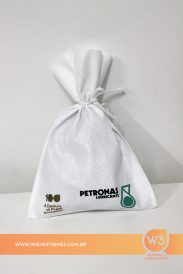 Embalagem De Tnt Para Brindes - Petronas