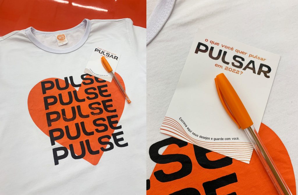 camiseta Pulse com etiqueta para escrever